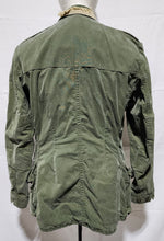 Load image into Gallery viewer, Vintage Combat Field jacket